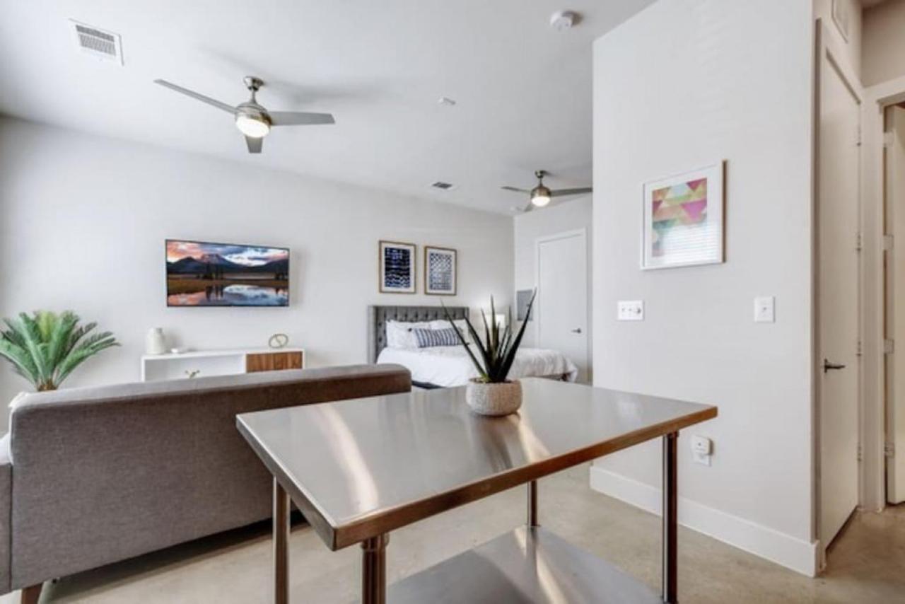 Vibrant Downtown Studio Wifi Pool Gym سان أنطونيو المظهر الخارجي الصورة